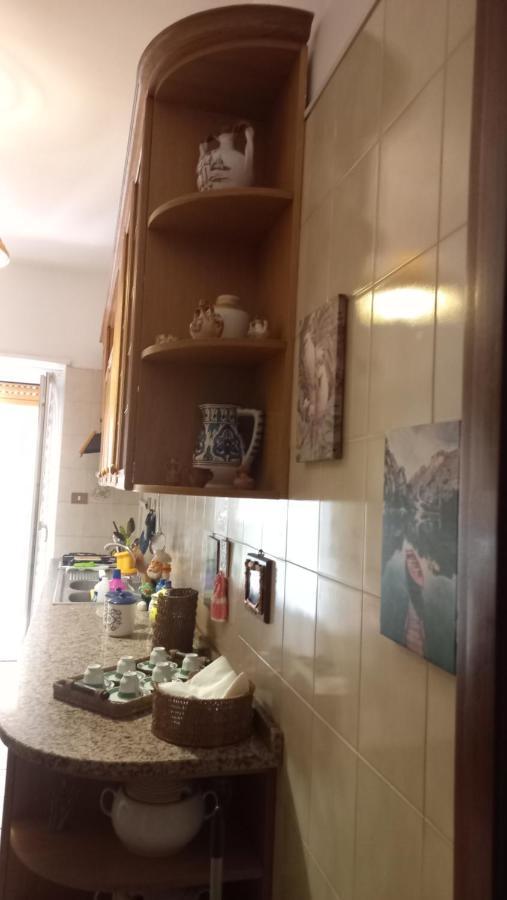 Appartamento Incantevole Al Centro Di Torvaianica Luaran gambar