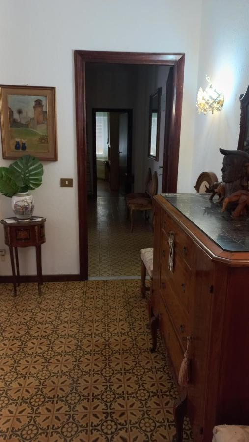 Appartamento Incantevole Al Centro Di Torvaianica Luaran gambar
